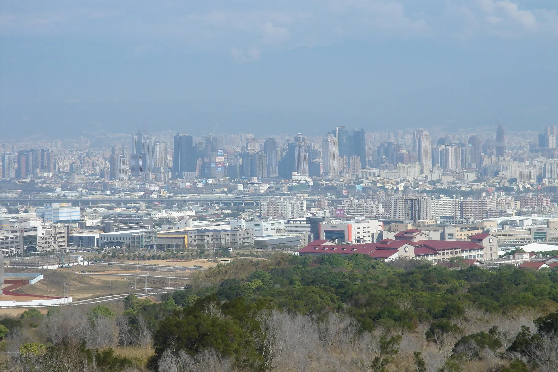由望高寮遠眺台中市區方向
